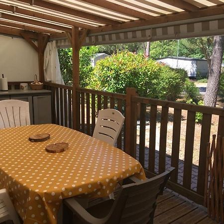 Mobil-Home 4-6 Personnes Saint-Julien-En-Born Exterior photo